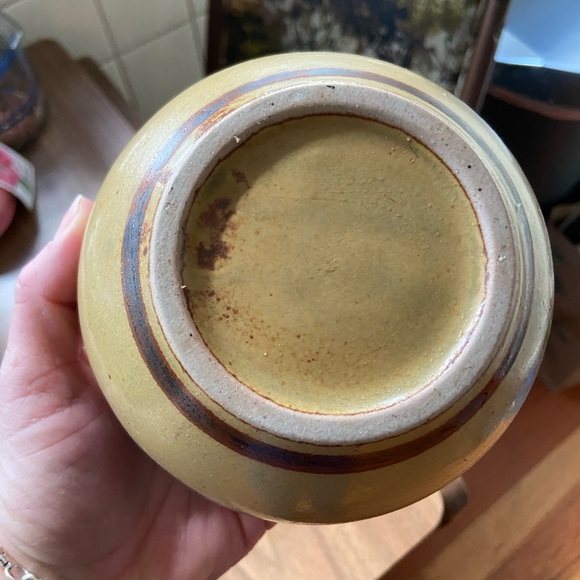 Mid Century Road Runner Dragon Vase - Picture 4 of 5